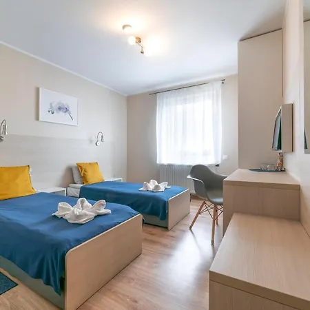 Bed & Breakfast Glogowska Poznań