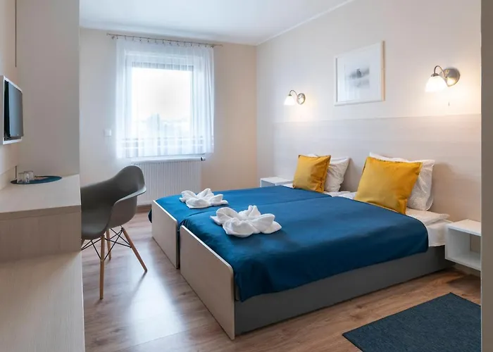 Bed and Breakfast Glogowska 3*