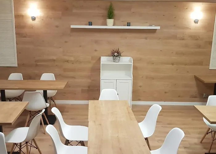 Glogowska Bed & Breakfast 3*